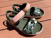 Buty Crocs c10 sandałki z przypinką Gratis