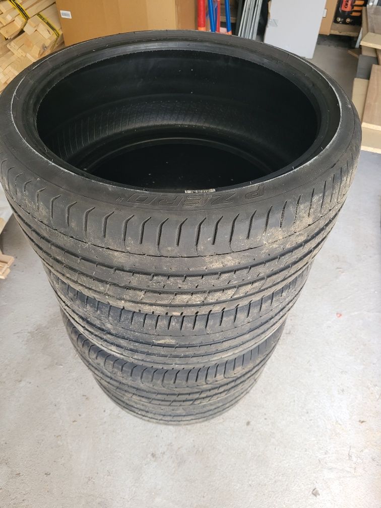 Opony Pirelli PZero 225x35 R19