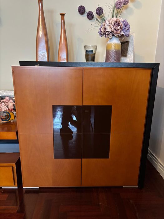 Conjunto de 4 móveis de sala em madeira maciça cerejeira e wengué