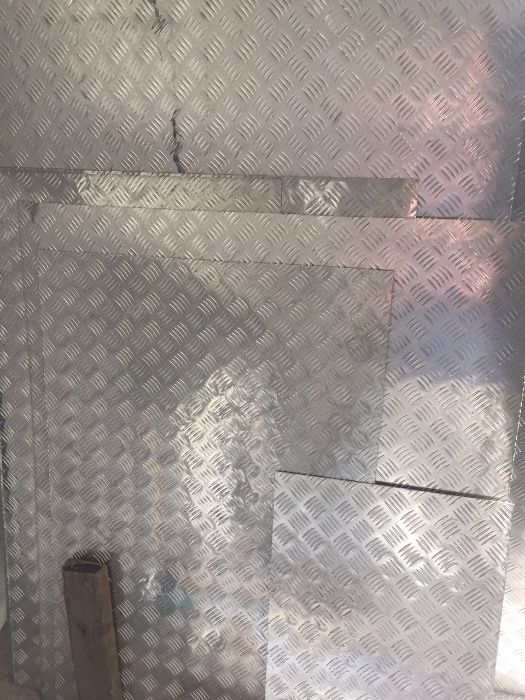 листовой алюминий толщ от0,5мм 0,5х1м 1х1м дюраль круги плиты заготов+