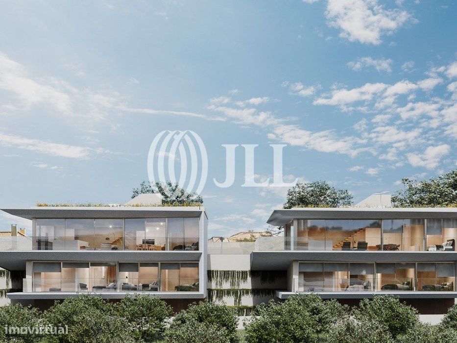 Moradia T4 com jardim e piscina, em Alvide, Cascais