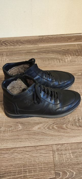 Шкіряні зимові ботінки  45 р. 29 см