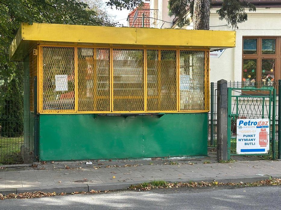 kiosk Czernichów  sprzedam