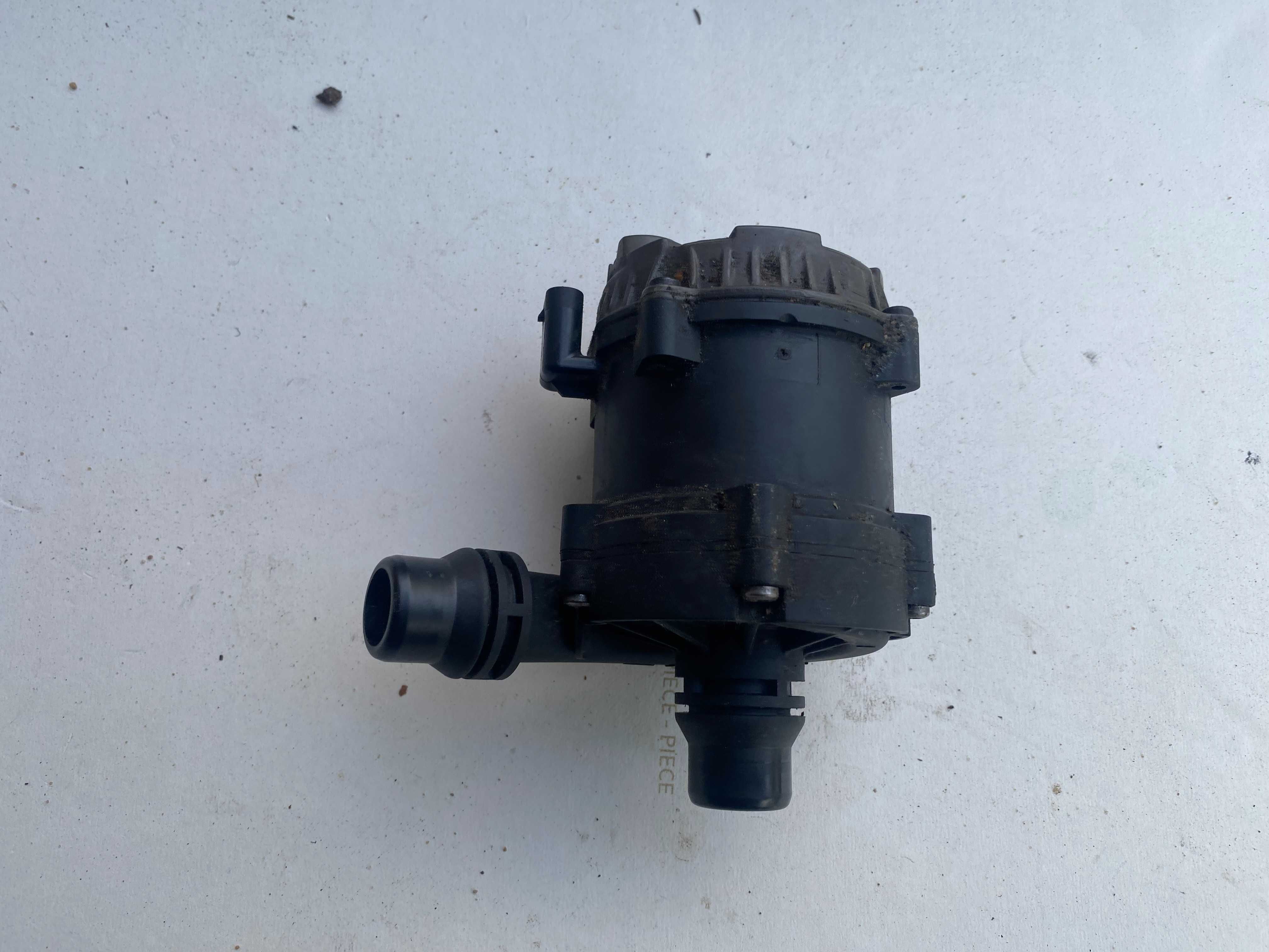 Oryginał Dodatkowa Pompa Pompka Wody BMW G31 G32 F90 G11 G30 G05 X5 X7