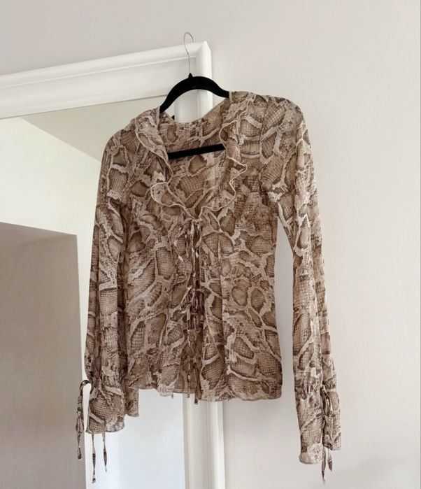 Brązowa Bluzka z Wiązaniem