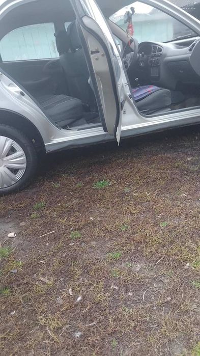 Автомобіль Lanos deo