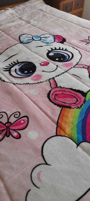 Edredão polar em rosa para quarto de menina