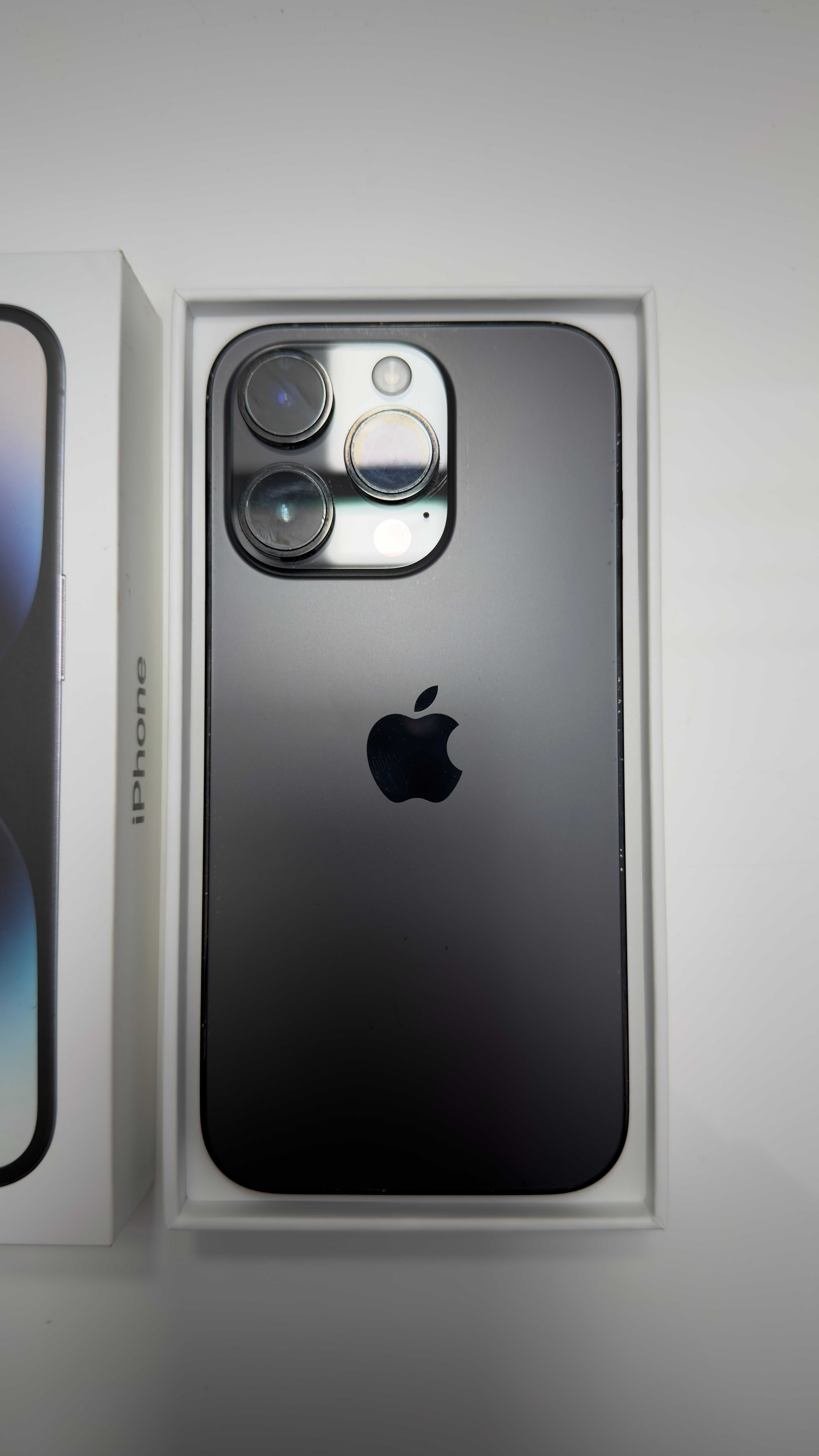 iPhone 14 Pro APPLE (6,1'' - 256 GB - Preto Sideral)