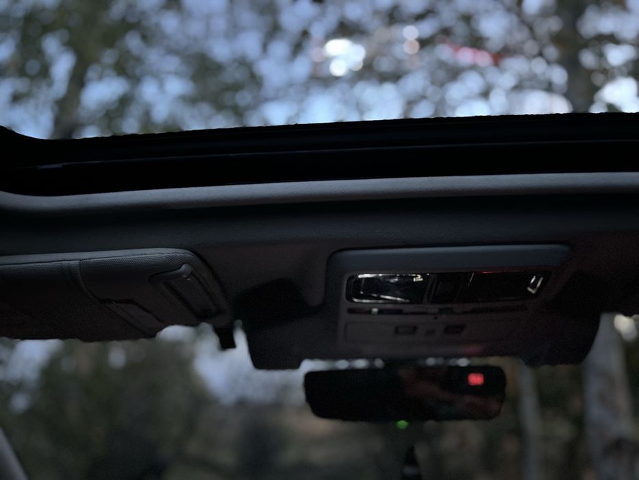 Субару форестер 2016 рік