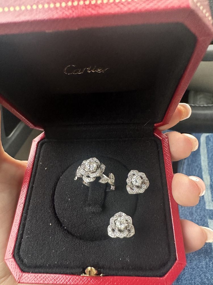 Серьги и кольцо с бриллиантами, набор украшений