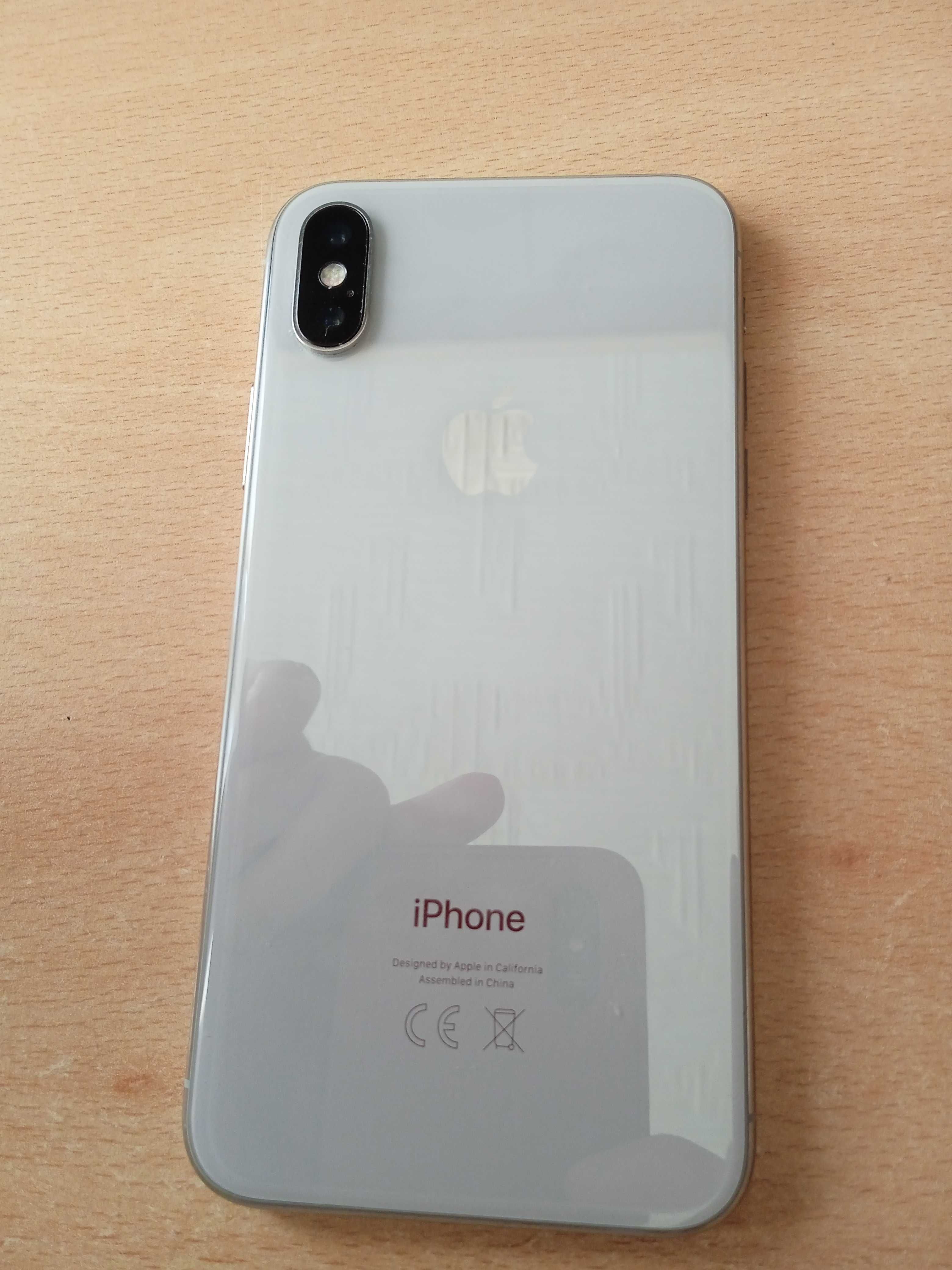 iPhone X 64GB Srebrny stan perfekcyjny