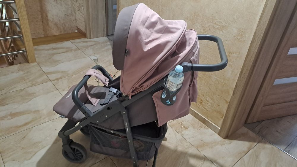 Wózek dla dziewczynki