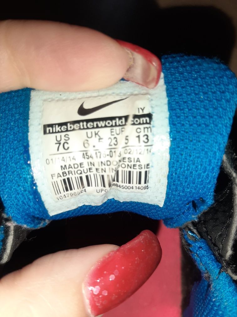 Buty Nike dla dziewczynki