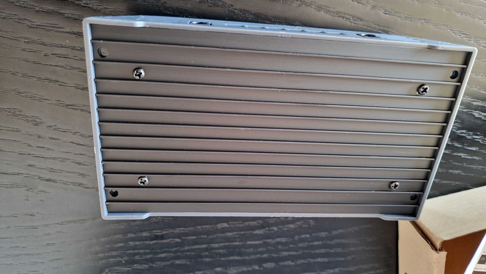 Controlador Solar MMPT 10A p/ painel solar e carregamento de baterias