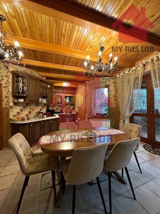 Продаж будинку с.Камяниця.