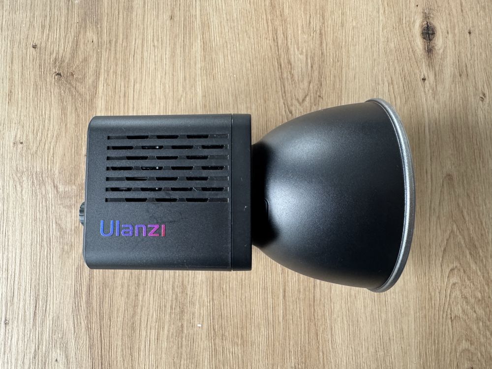 Studyjna Lampa LED ULANZI L024 40W RGB COB