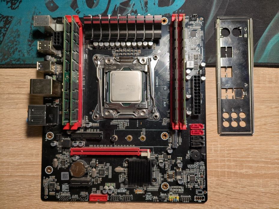 X79 xeon e5 2689 16 gb ddr3 1866  rec-ecc, ігровий комплект