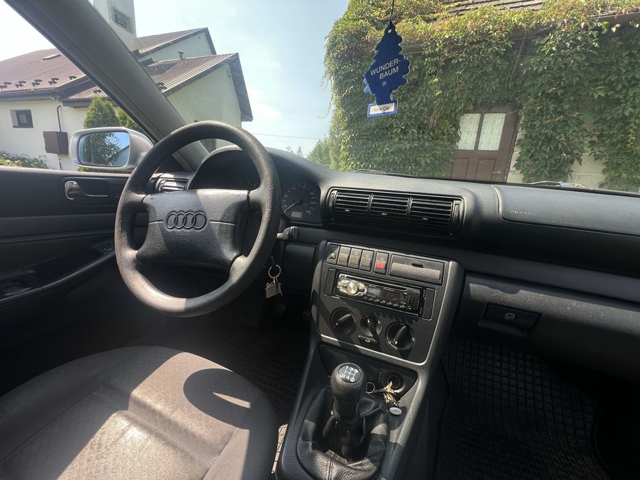 Audi A4 B5 1.8 LPG  | ubezpieczenie | przegląd | butla |