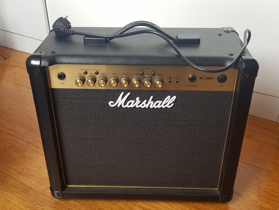 Wzmacniacz gitarowy Combo Marshall  MG30CFX Gold - jak nowy