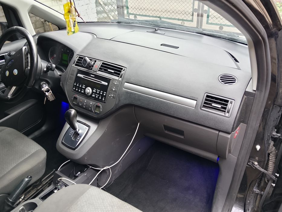 Форд фокус Ц Макс