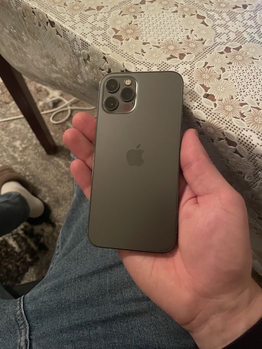 Продам айфон 12 pro 128