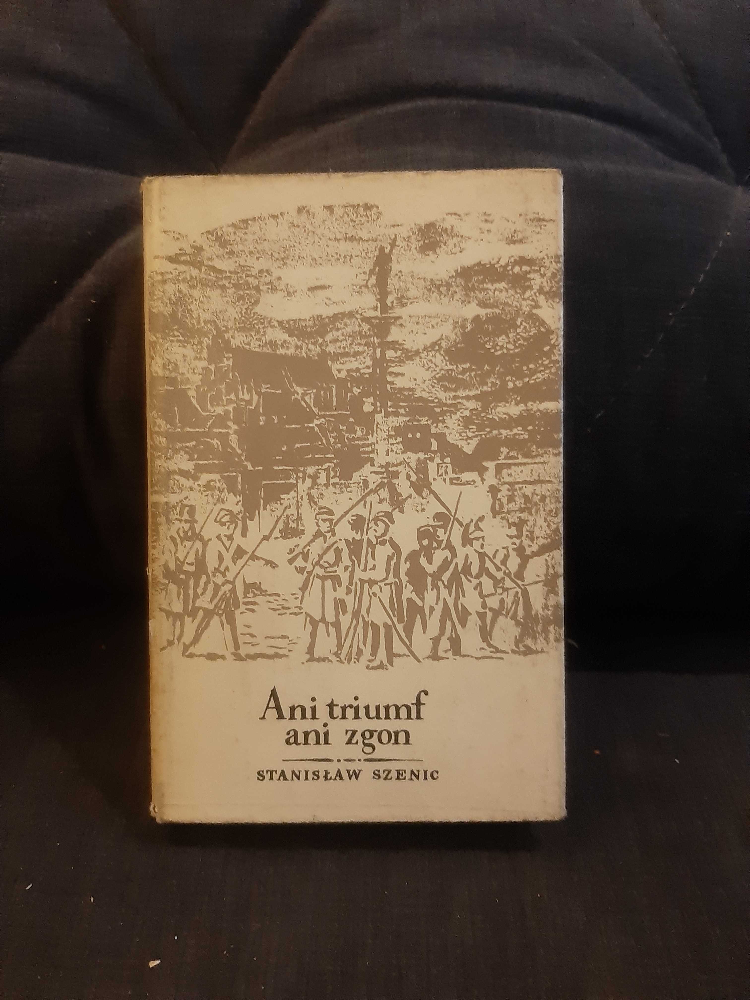 Szenic " Ani triumf, ani zgon "