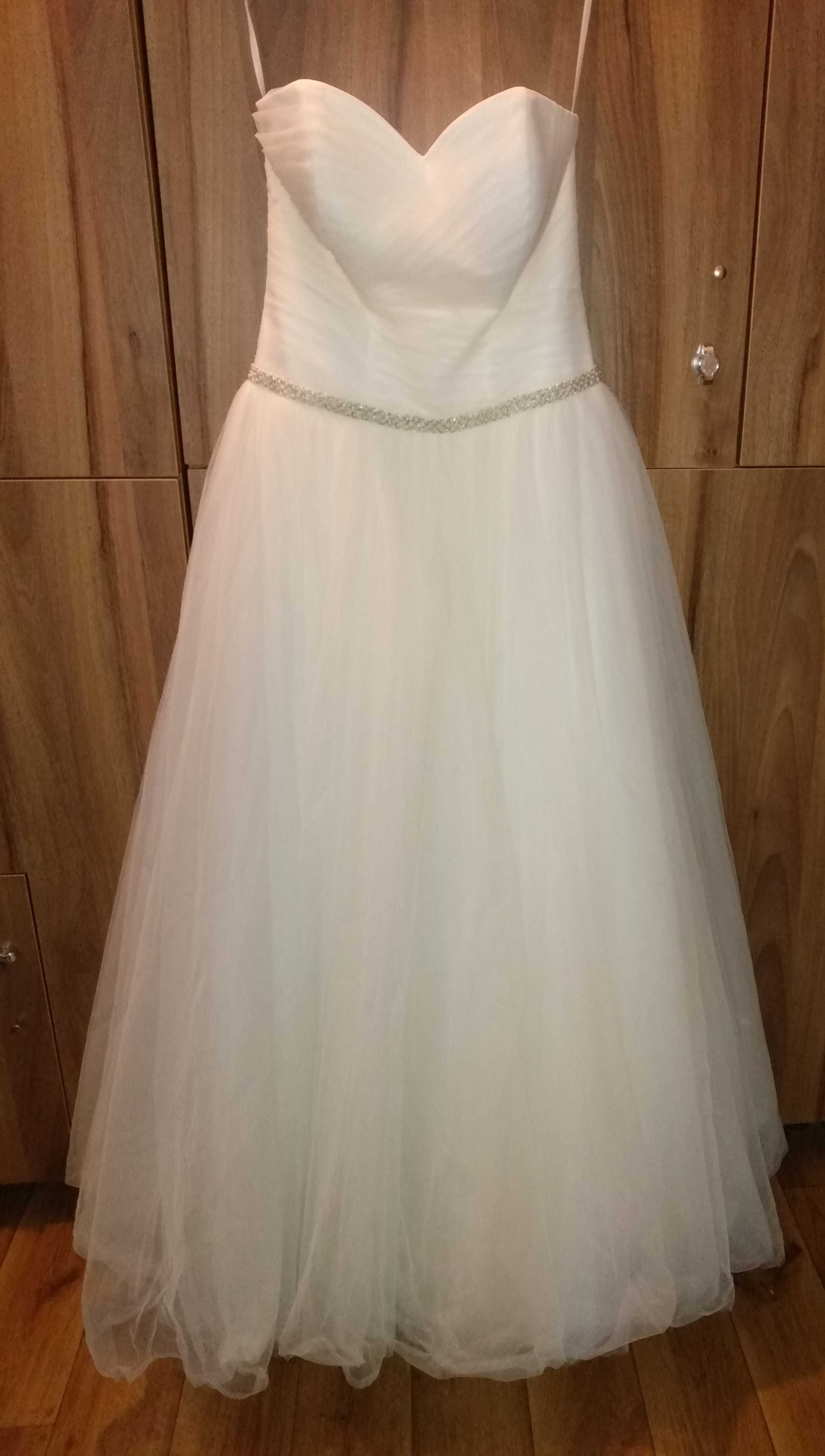 Suknia ślubna w rozmiarze 38 regulowany gorset