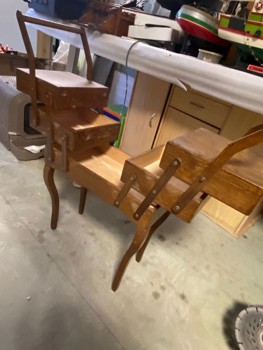 Mala de costura alta antiga