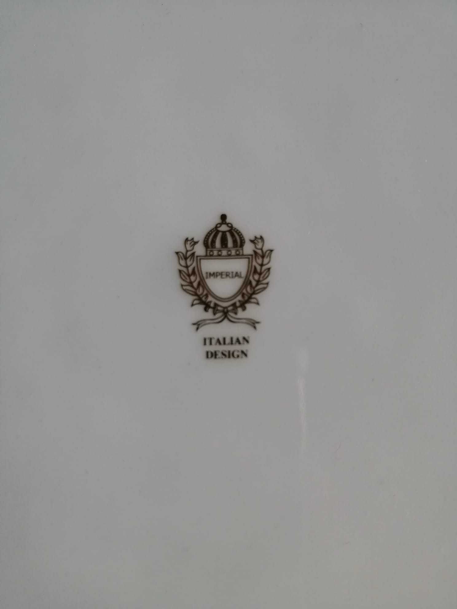 Prato para bolo muito bonito