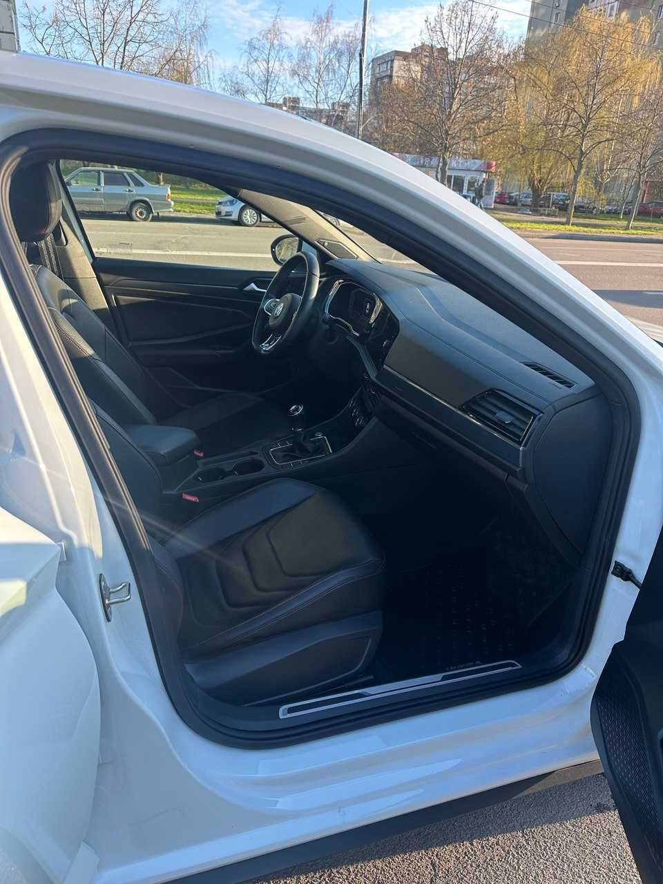 Volkswagen Jetta 2019 GLI