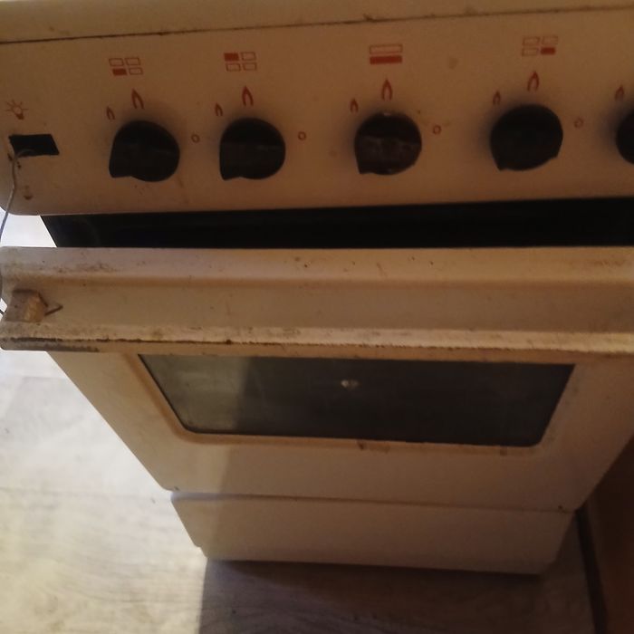 Газовая плита . Отдам даром