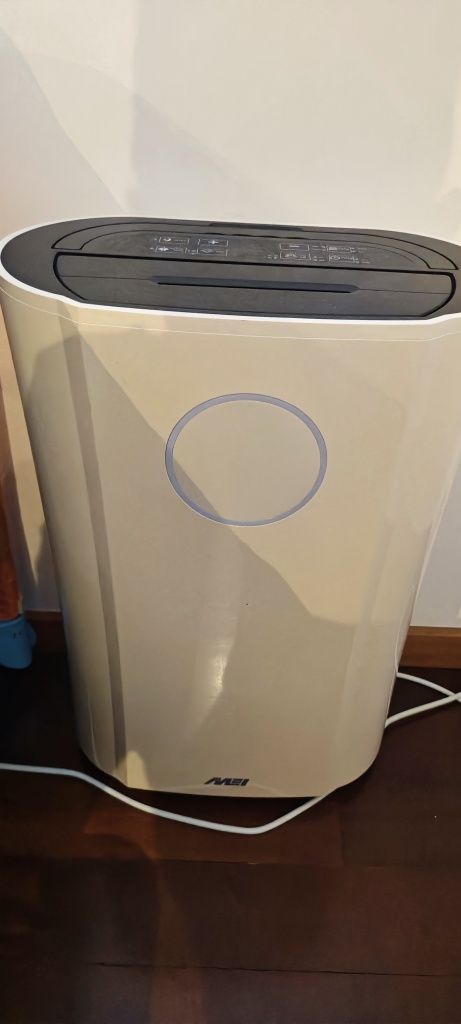 Desumidificador marca MEI