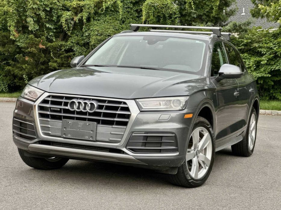 Audi Q5 quattro Premium      2018