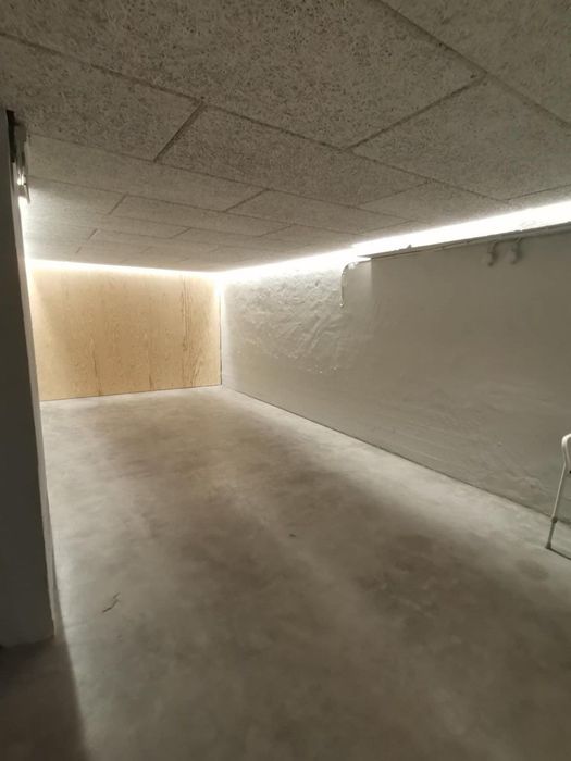 Поклейка шпалер, покраска, штукатурка, шпаклівка - майстер з досвідом