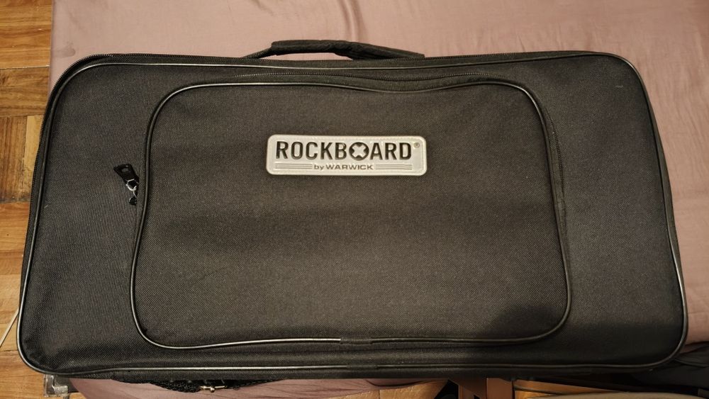 Warwick rockboard bag