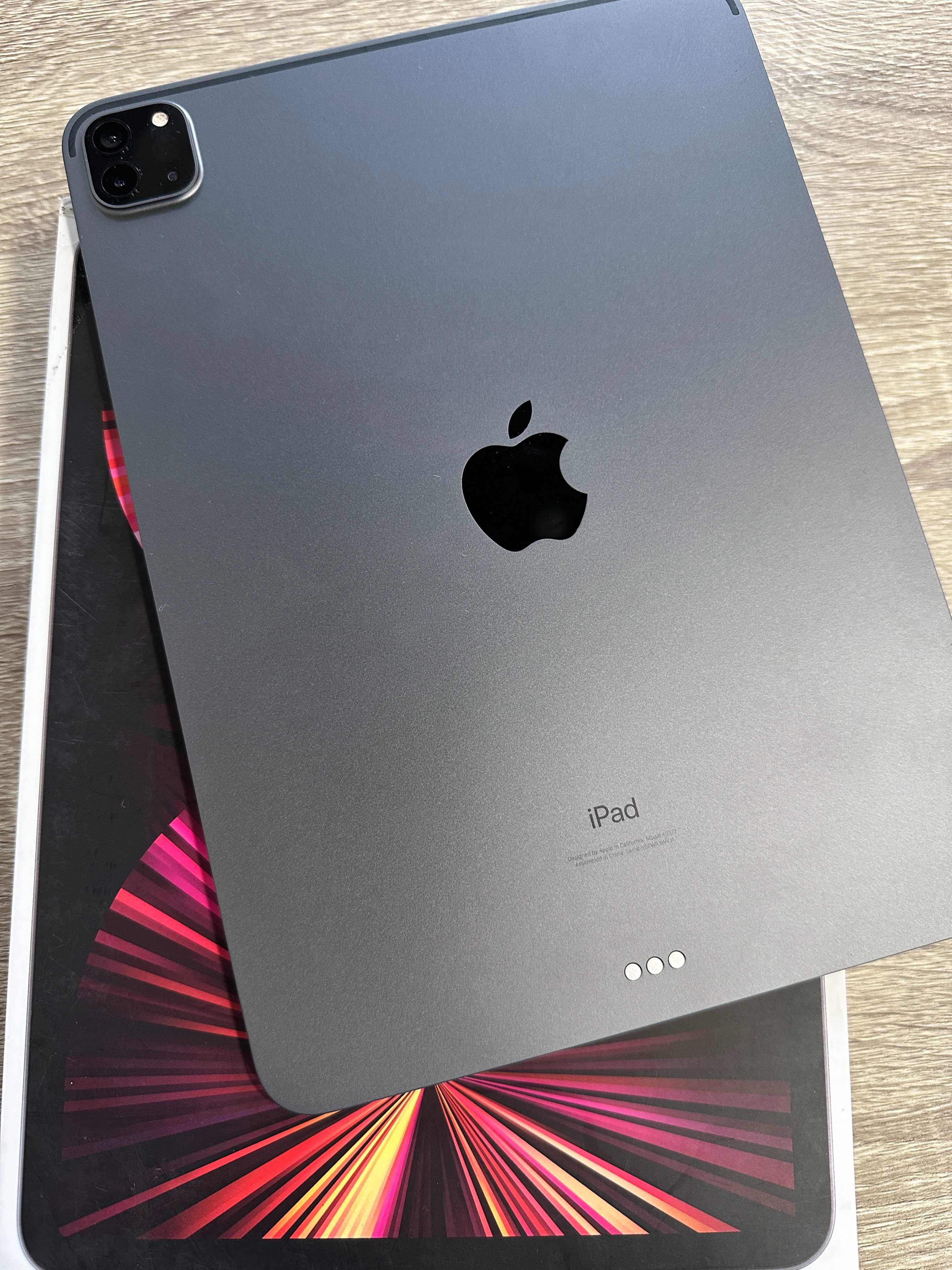 iPad Pro 3 gen 11 WIFI 256GB Space Gray iCloud идеальный