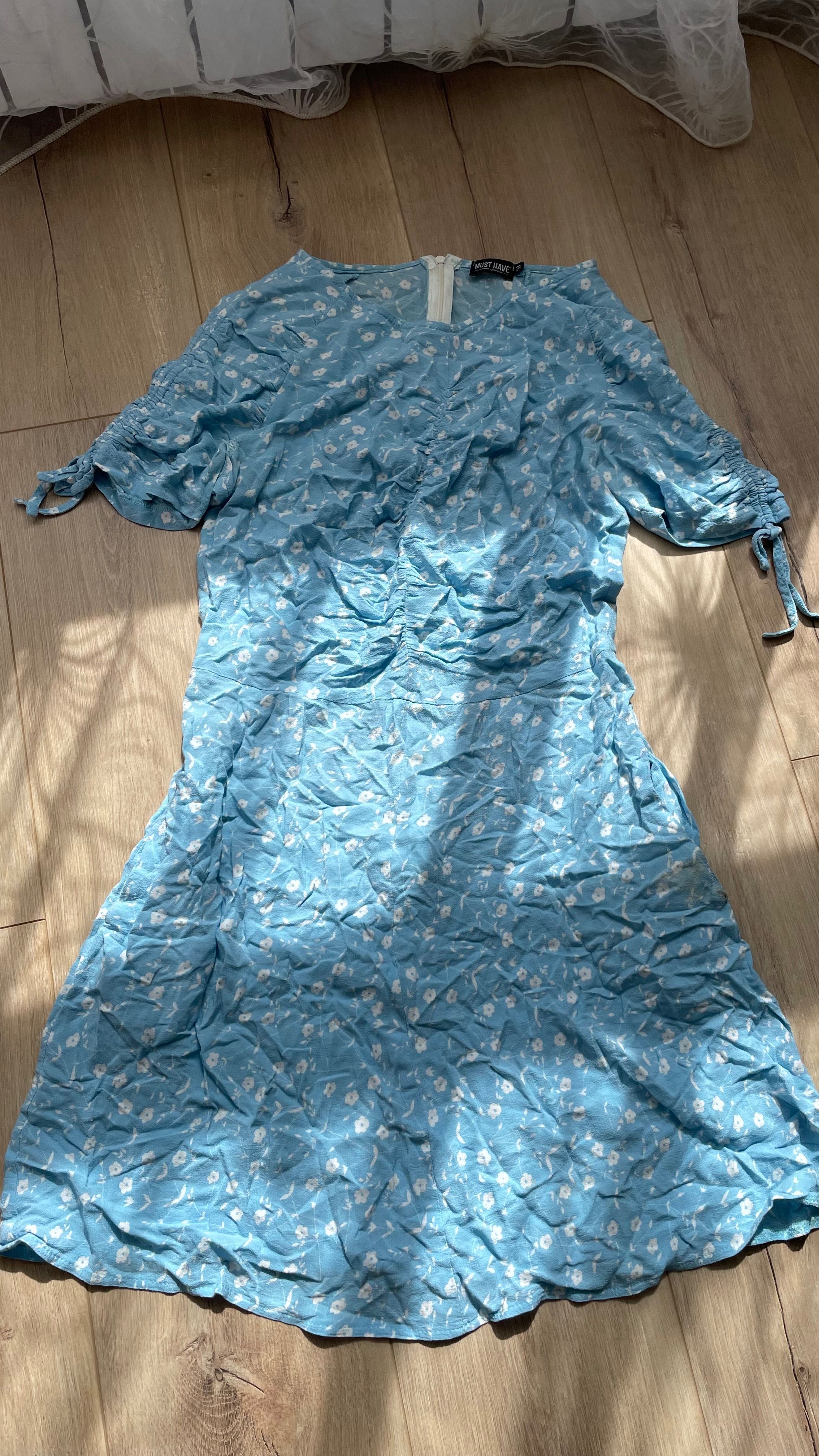 Сукня літня блакитного кольору