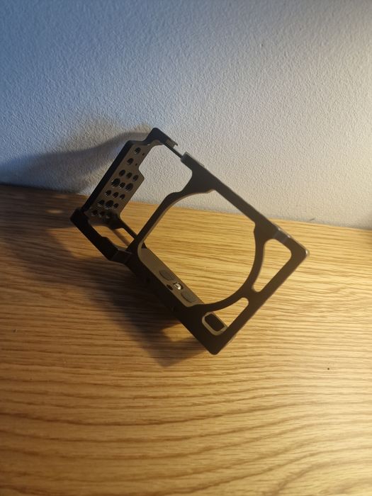 Klatka operatorska typu smallrig do sony a6400/300/500