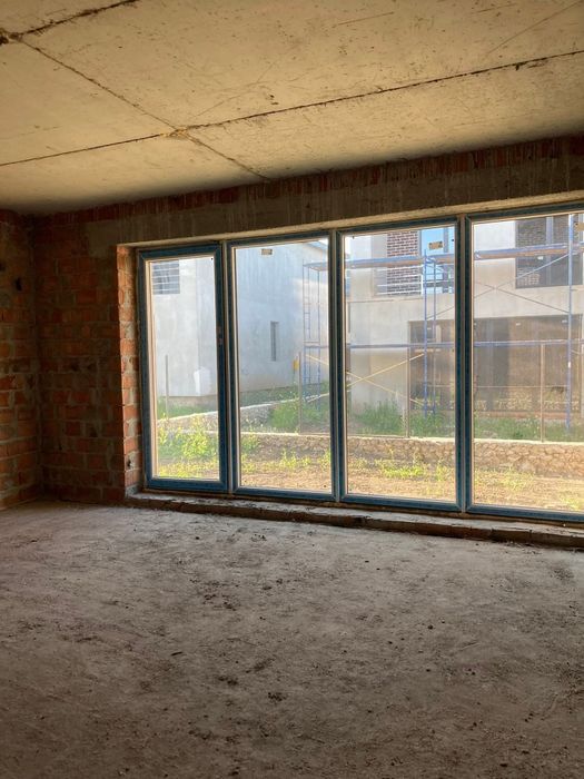 Продається котедж в Байківцях