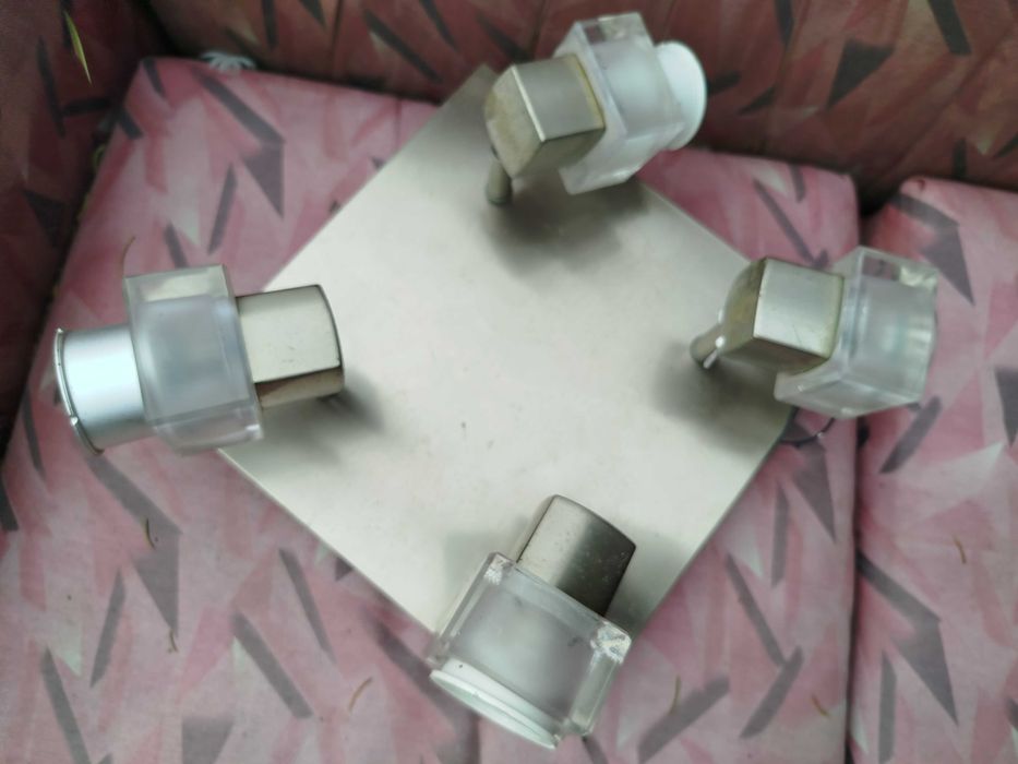 Candeeiro plafond a preço low cost
