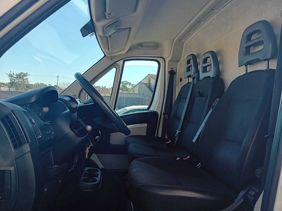 Peugeot Boxer 2.0 hdi 3 L tecto alto c/IVA ( avaria mecânica )