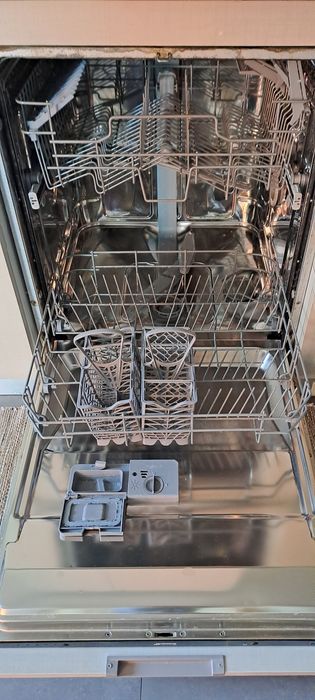 Máquina de lavar a loiça de encastrar Smeg
