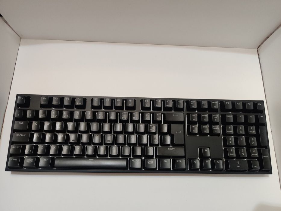Teclado Mecânico Cooler Master RGB