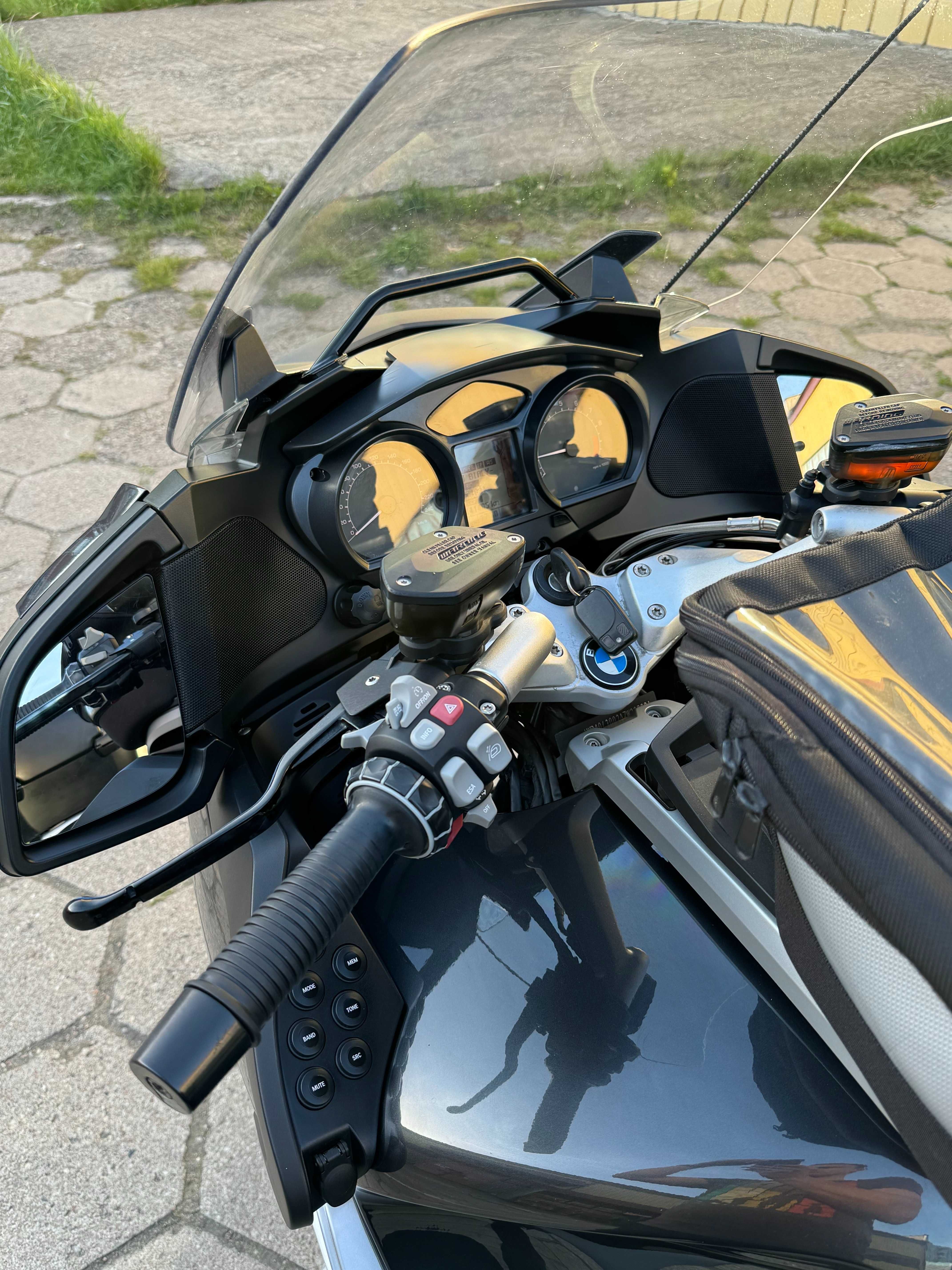 BMW R1200 RT,2010 lift,radio,3 kufry,ESA