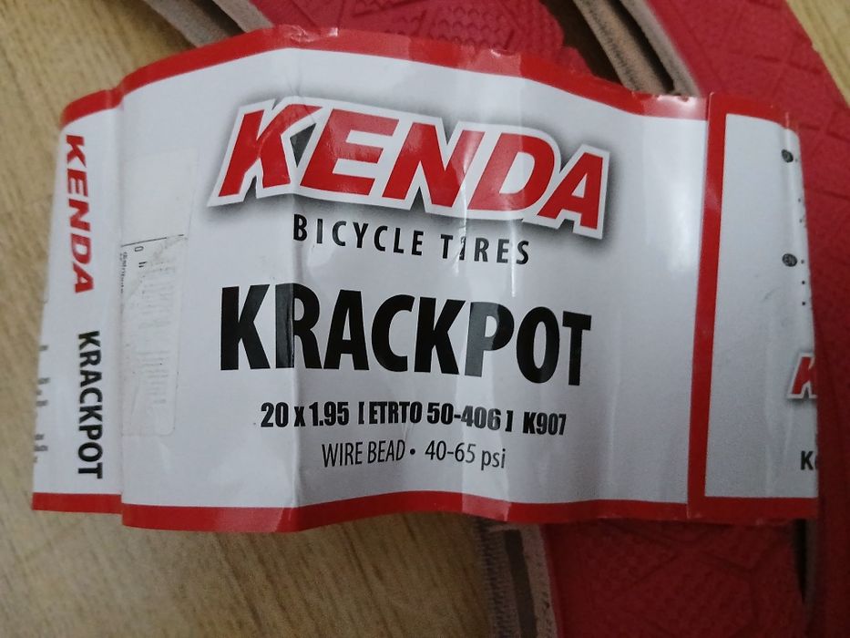 2 Pneus Bicicleta BMX Kenda 20x1.95 (Vermelho)