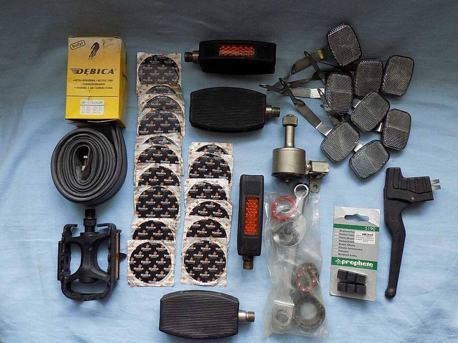 Zestaw rowerowy -Naprawczy ,dętki,łatki,części rowerowe, inne różności