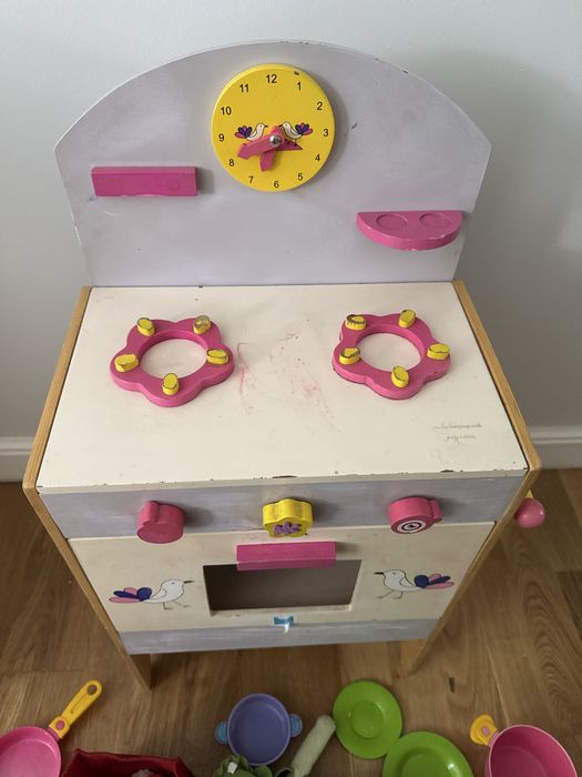 Kuchenka dla dzieci z zestawem akcesoriow