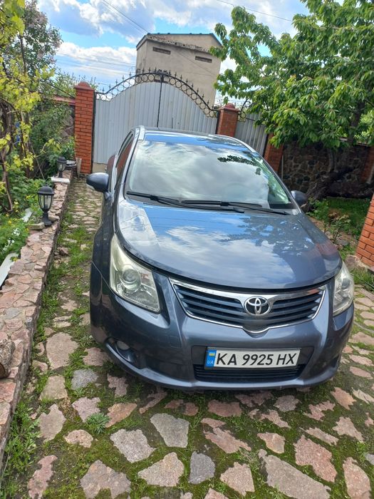 Toyota Avensis d4d 2.0 дизель