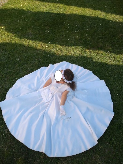 Sukienka komunijna z gratisami