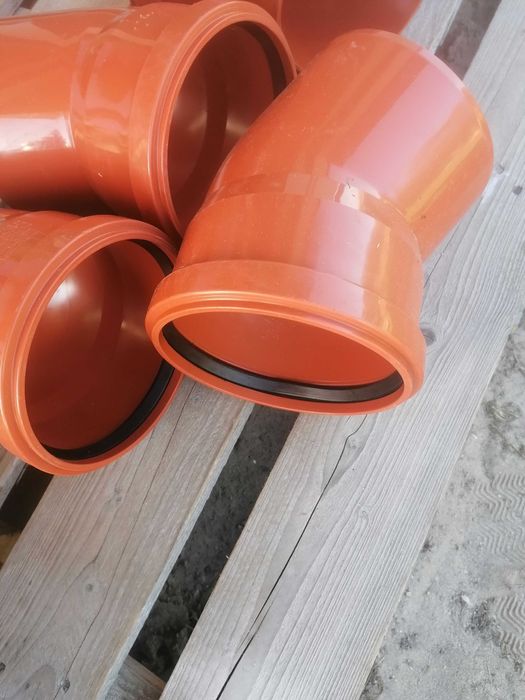 Kolanko kanalizacyjne pvc fi 160 67,5° 45° 30°, redukcja 160/110
